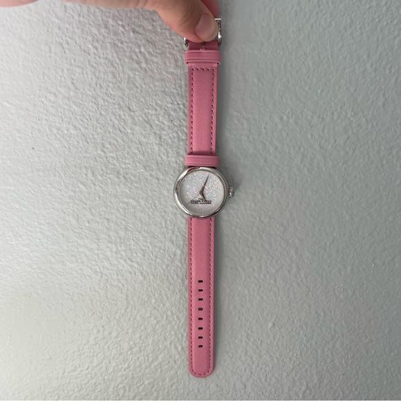 Marc Jacobs The Round Watch 32mm Pink Leather Band Iridescent Watch Face - Picture 7 of 13